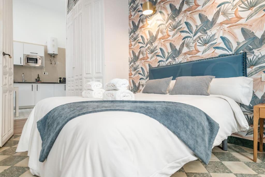 Historic Charm With Contemporary Flair By Rems Apartment *
