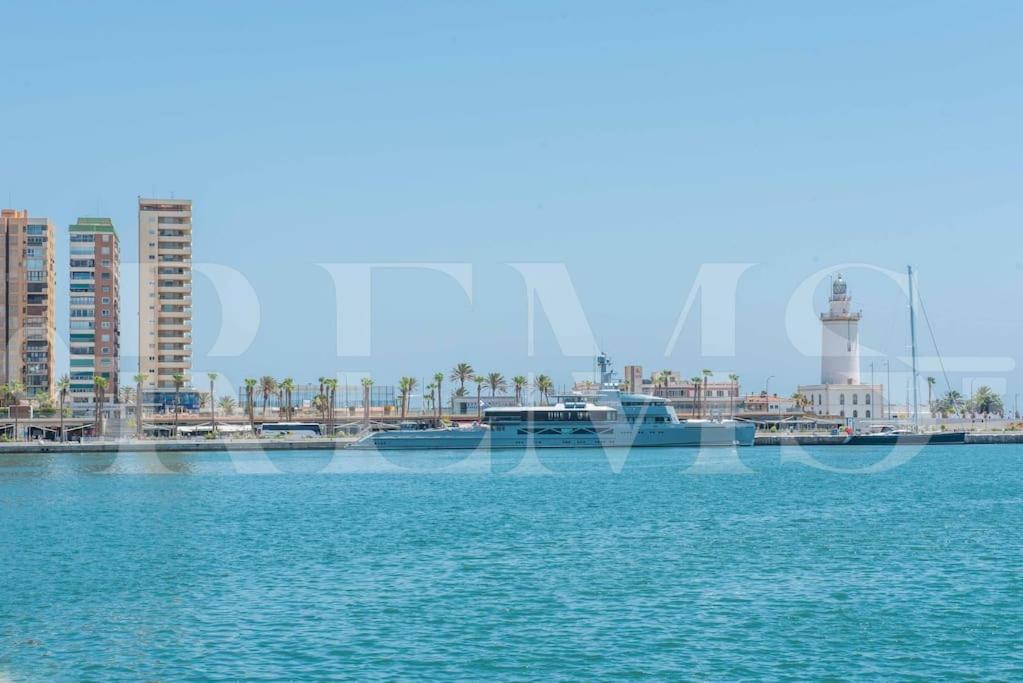 Apartment Historic Charm With Contemporary Flair By Rems Malaga